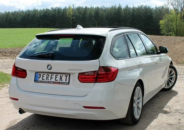 BMW Seria 3 cena 42999 przebieg: 240000, rok produkcji 2012 z Gozdnica małe 497